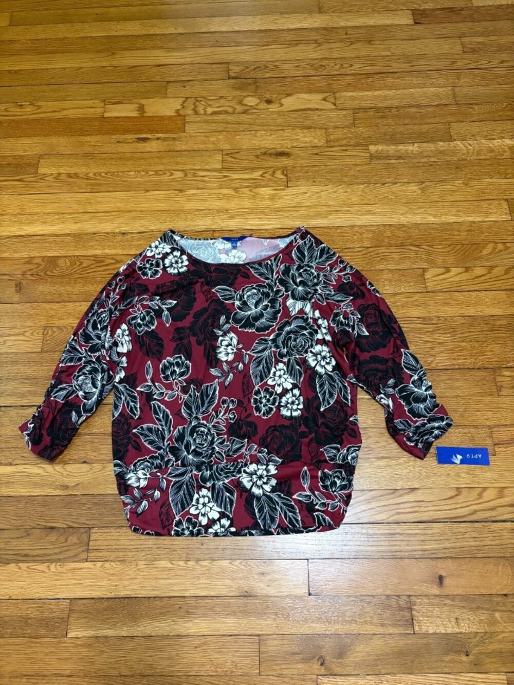 Apt. 9 Women's Blouse Size Large Red Black Floral 3/4 Sleeve Stretch Top NWT $40